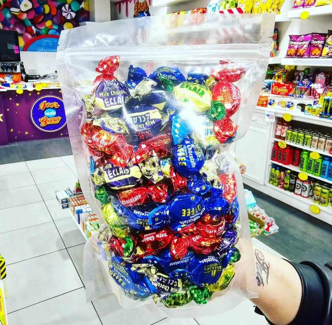 Walkers Assorted Toffees 600g