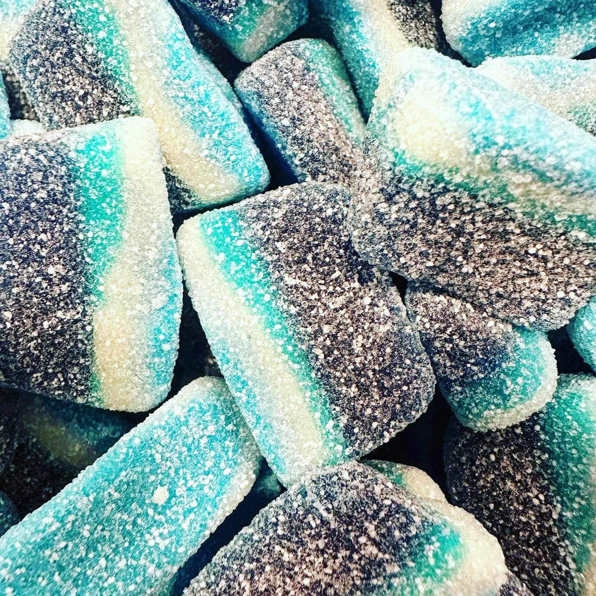 Fizzy Blue Raspberry Slices 100g – Joe's Sweetie Barn