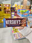Hershey Milk Chocolate With Crunchy Waffle Cone Pieces 40g - Best Before 30/10/2025