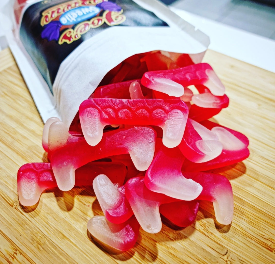 Dracula Teeth 600g Bag